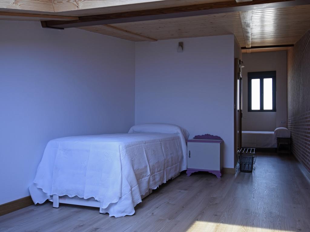 Apartamentos La Rocanda Coca Bagian luar foto
