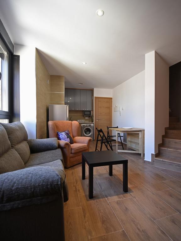 Apartamentos La Rocanda Coca Bagian luar foto